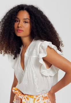 Romantique Brodée - Blouse - Ecru