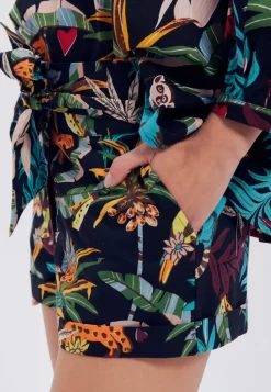 En Toile Motif Dimb - Short - Imprimé Noir -Promod 2efc0ecfc9984132a00696337b8c3b69 scaled