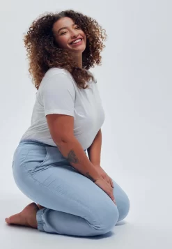 Écoconçu - Pantalon De Survêtement - Jean Très Clair -Promod 755ee48186384790b9396e2a362d6327 scaled