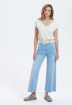 Détail - T-Shirt Basique - Blanc